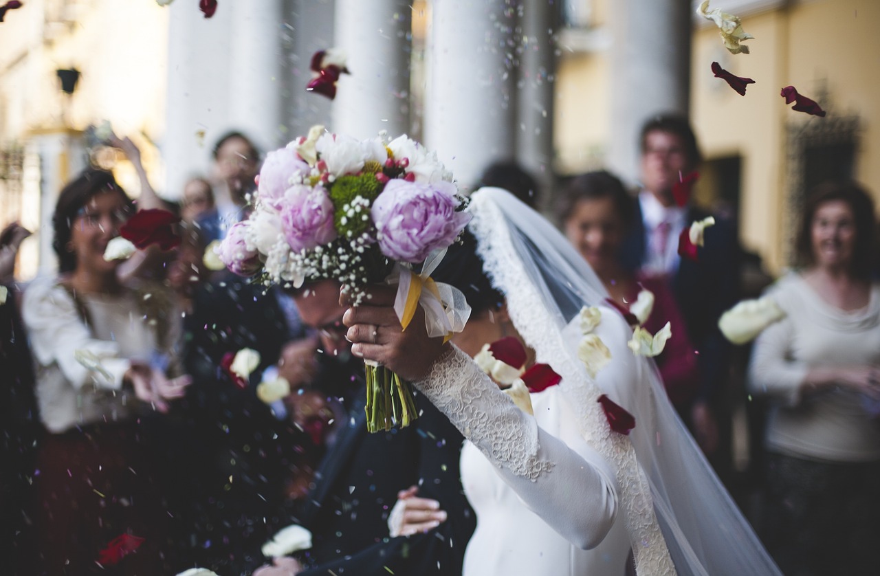 wedding, flower background, couple-1836315.jpg